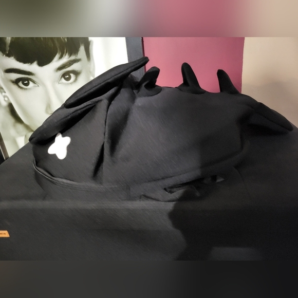 NWT TRENDY UNIQUE 3D SHARK BACKPACK - Picture 2 of 8